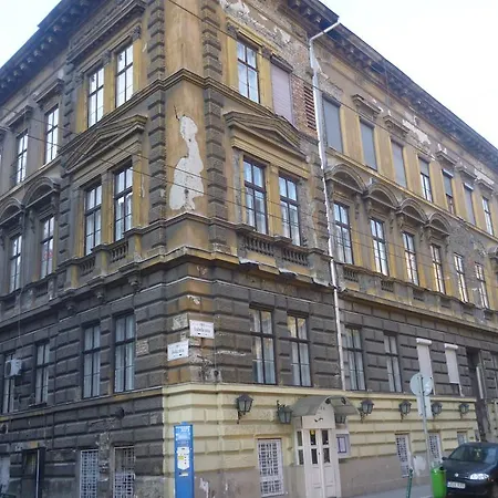 Izabella Studio Budapest