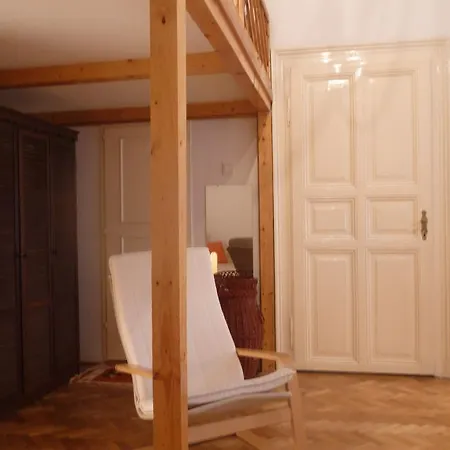 Izabella Studio Budapest